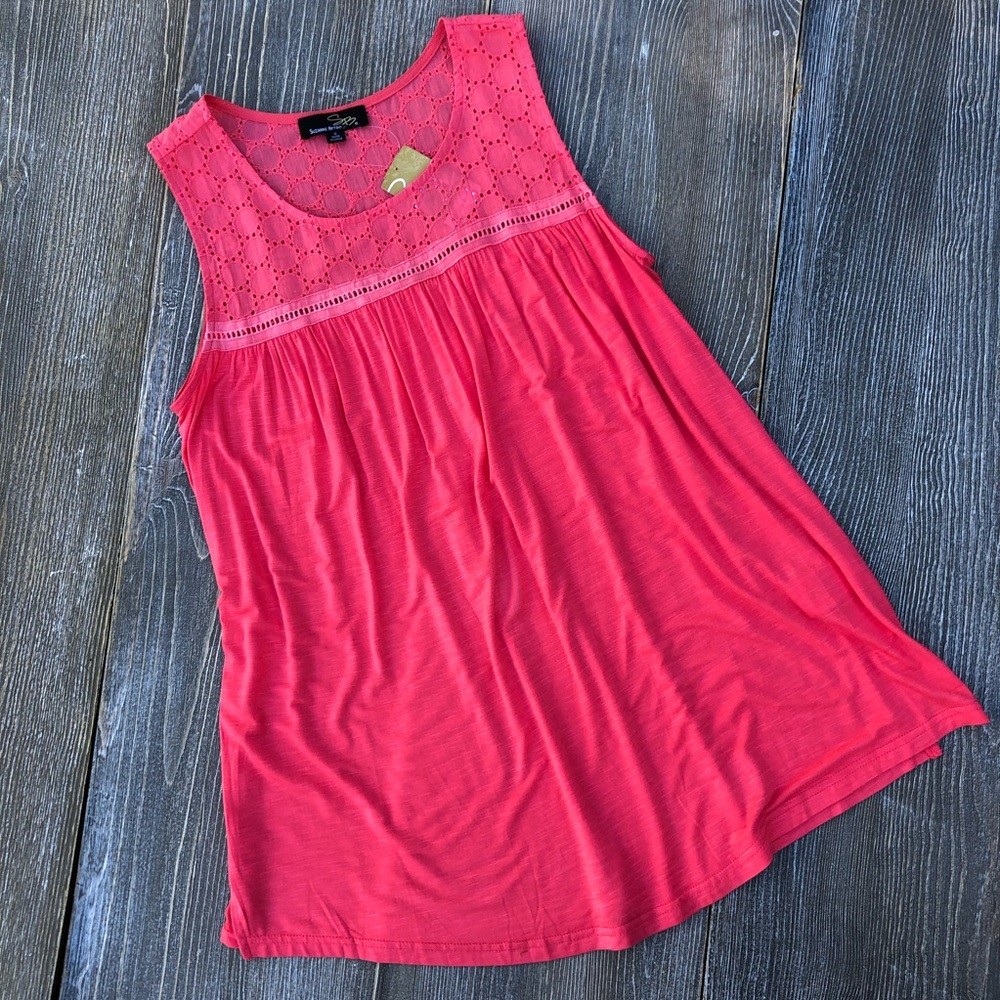 Suzanne Betro Eyelet Yoke Tunic Roomy  Flowy M